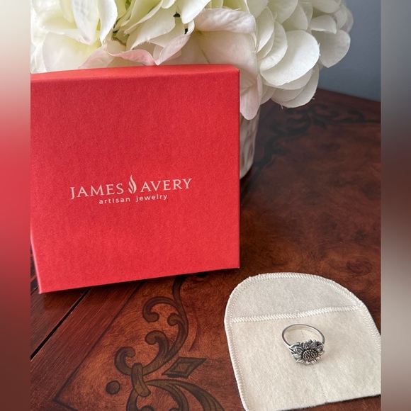 James Avery Wild Sunflower Ring - Picture 2 of 5